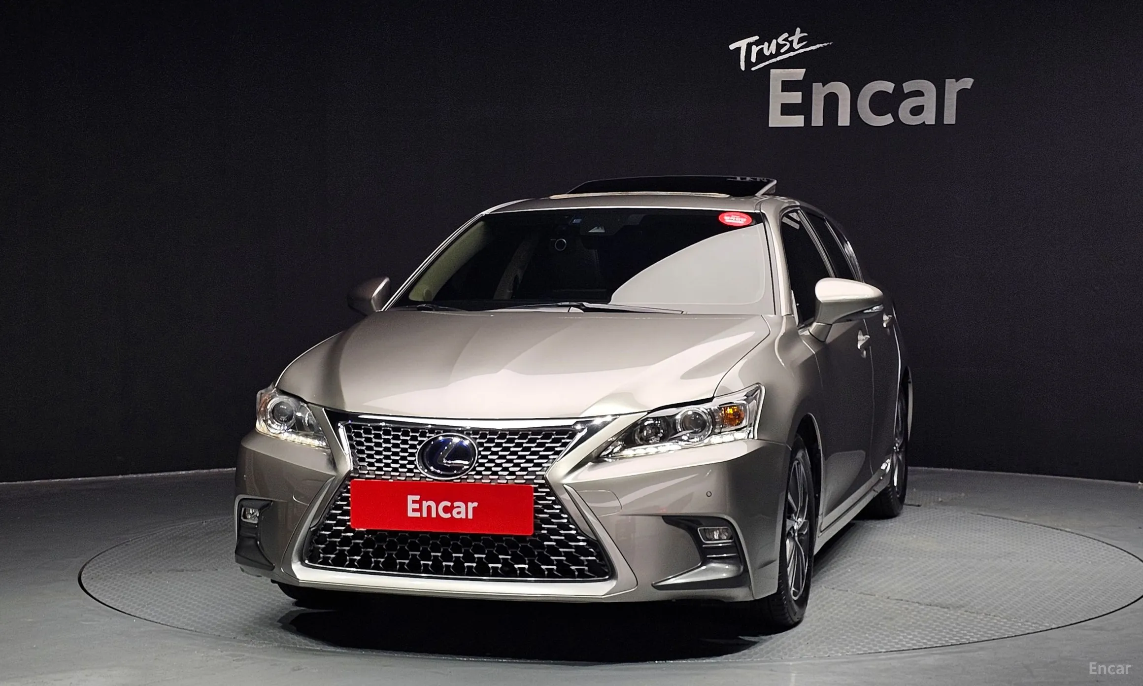 Lexus CT200h превью 3