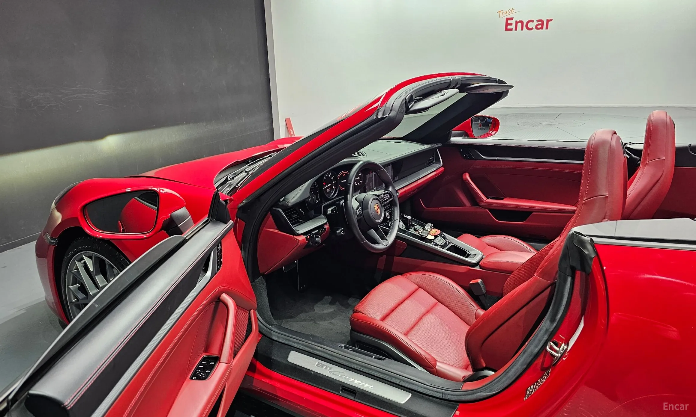 Porsche 911 (992) превью 10