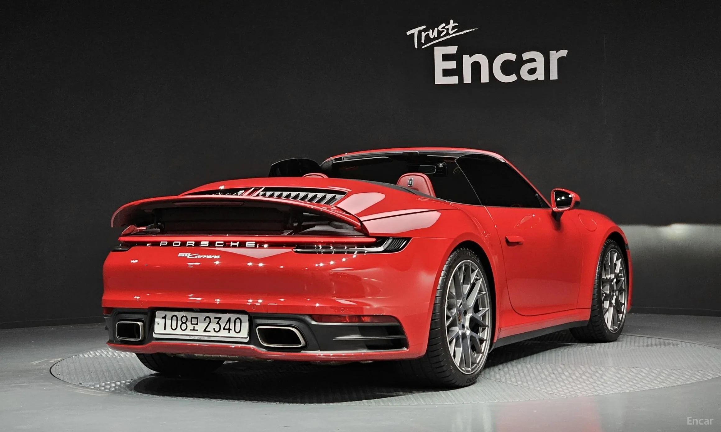Porsche 911 (992)