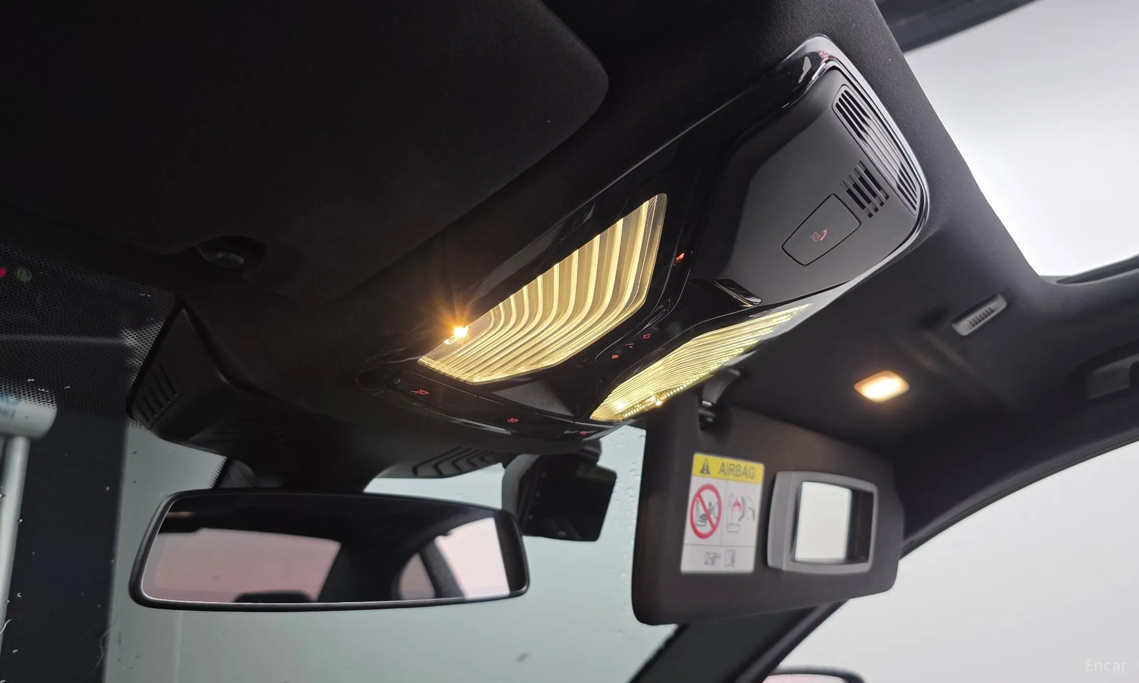 BMW 5 Series (G30) превью 16