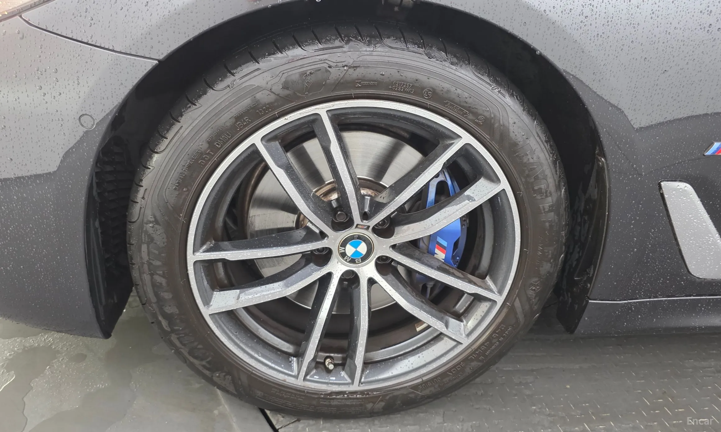 BMW 5 Series (G30) превью 5