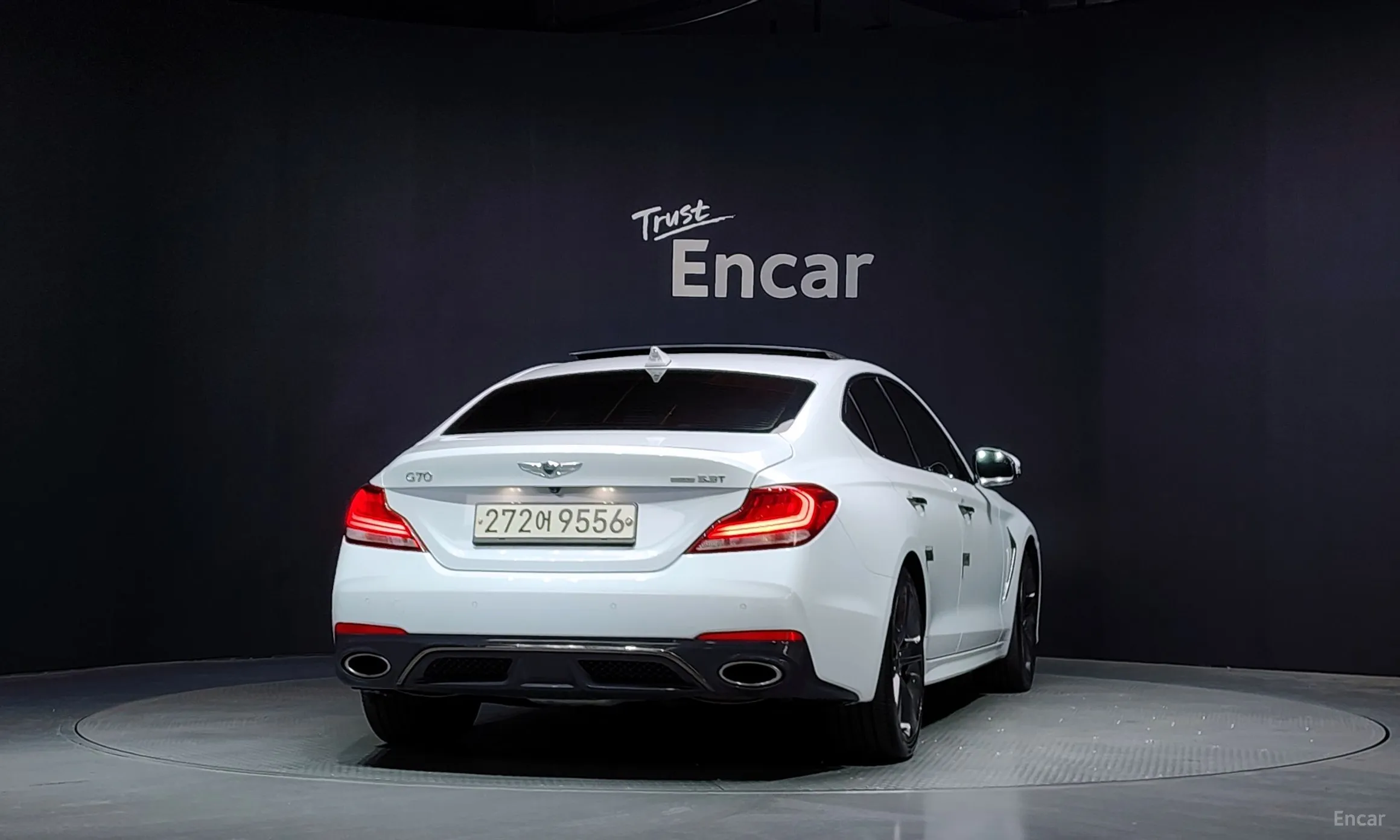Genesis G70 превью 4