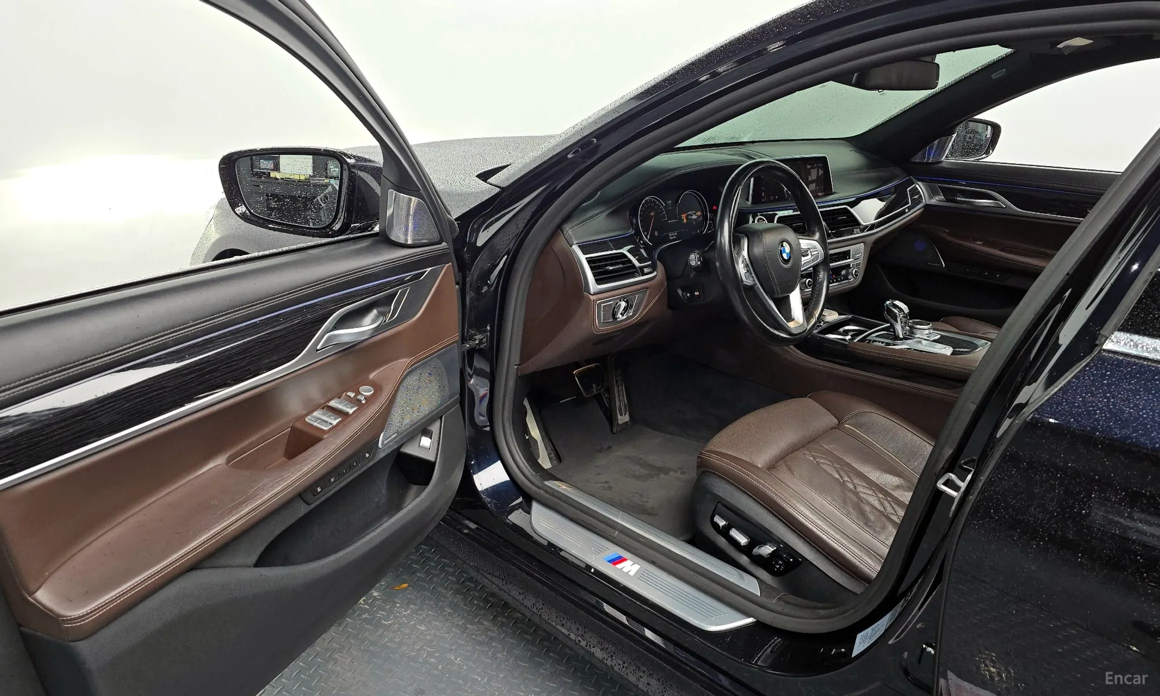 BMW 7 Series (G11) превью 10