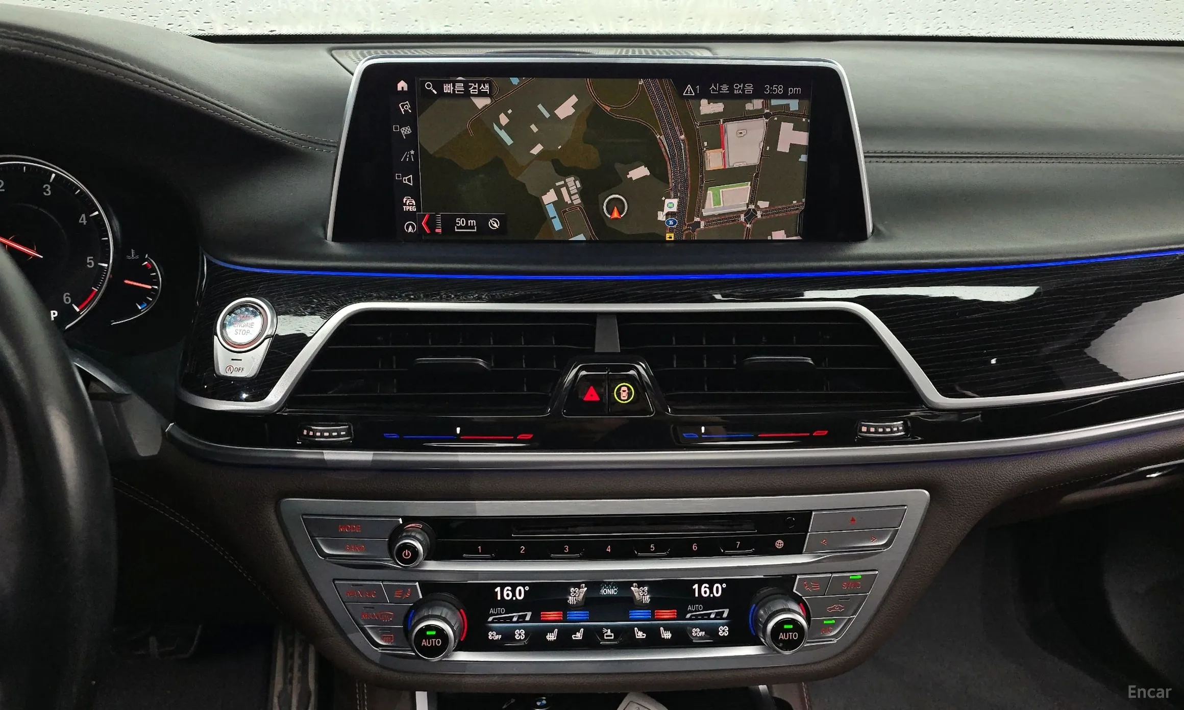 BMW 7 Series (G11) превью 16