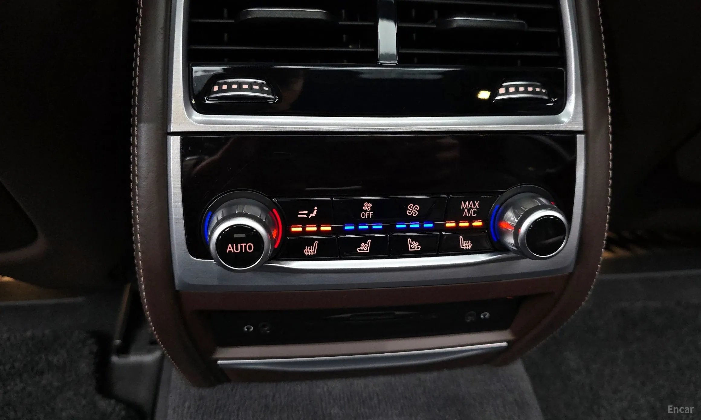 BMW 7 Series (G11) превью 18