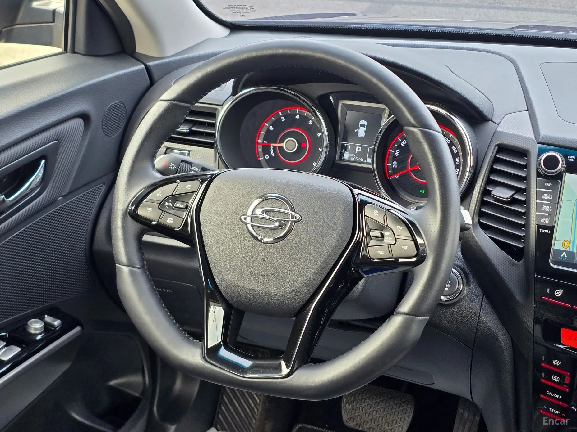 KG Mobility (SsangYong) Tivoli Air превью 11