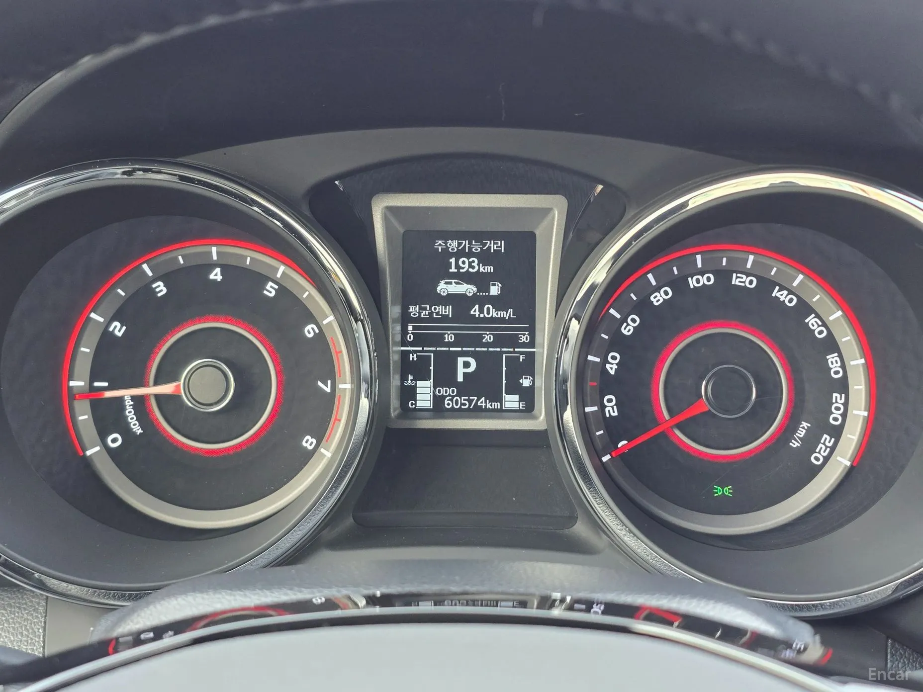 KG Mobility (SsangYong) Tivoli Air превью 5