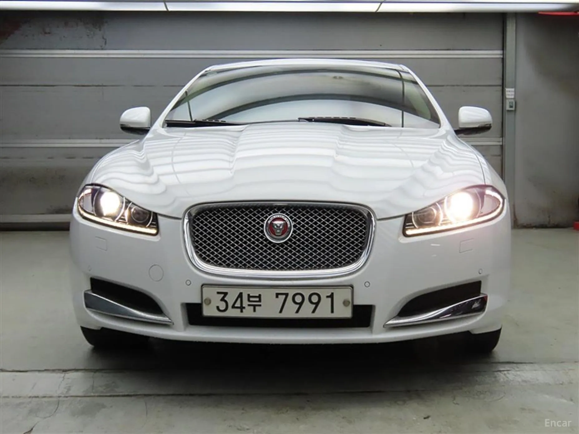 Jaguar New XF