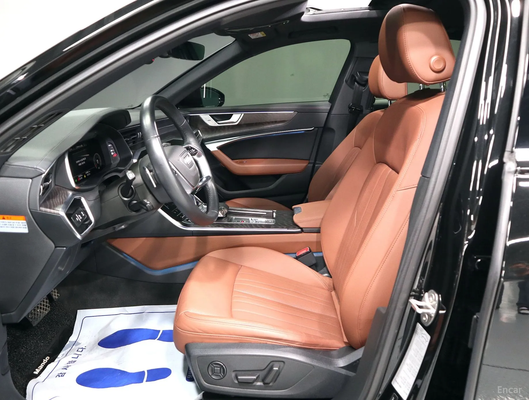 Audi A6 (C8) превью 9