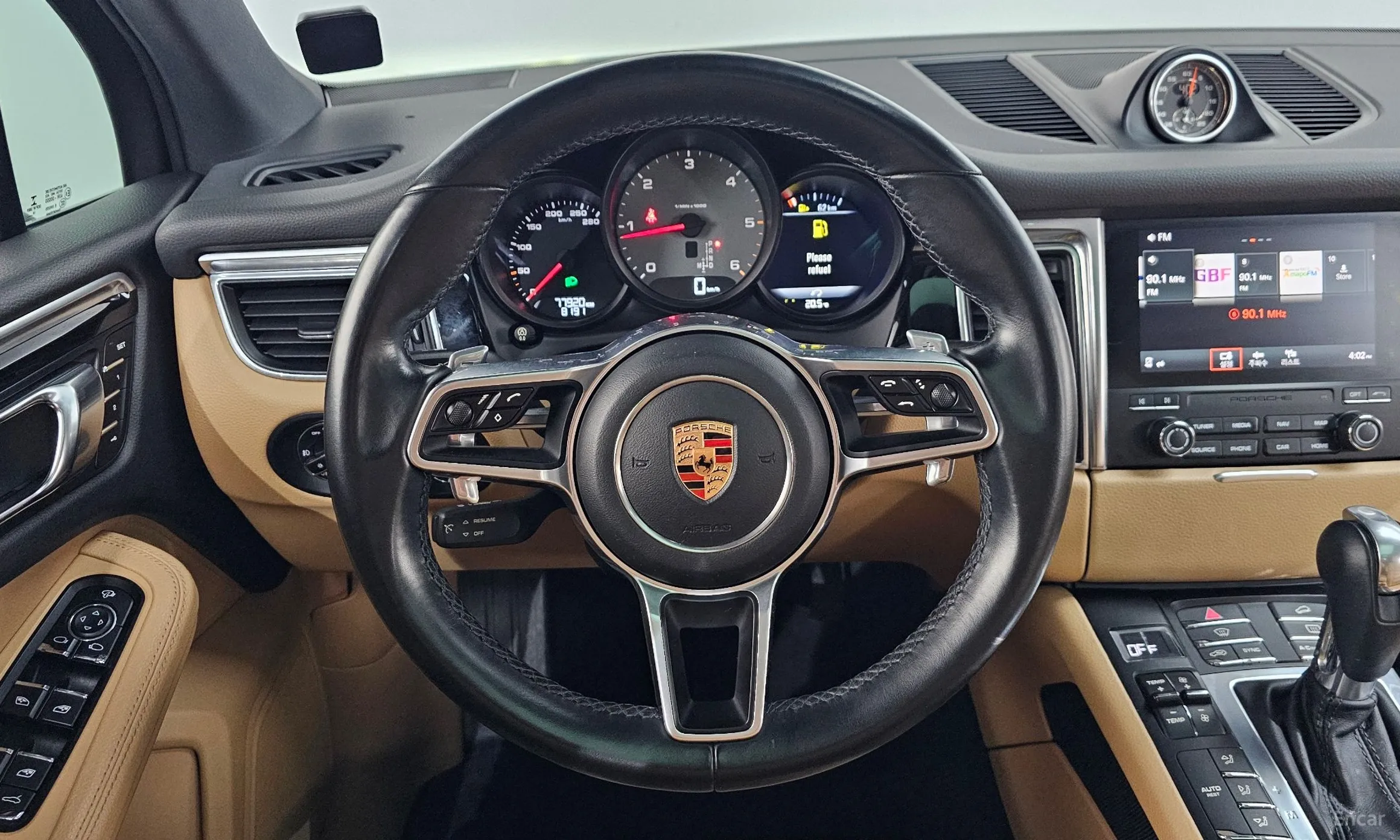 Porsche Macan превью 12