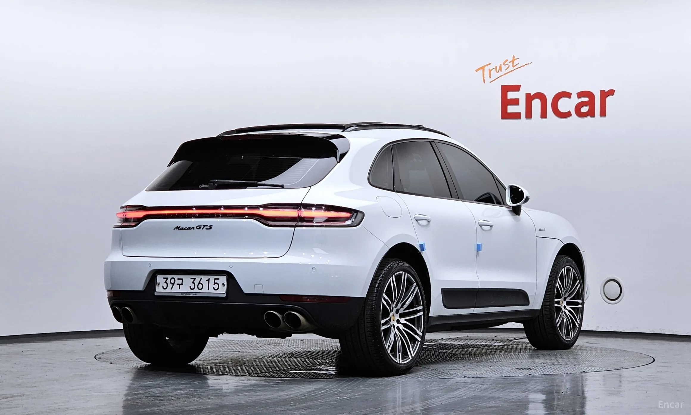 Porsche Macan превью 2