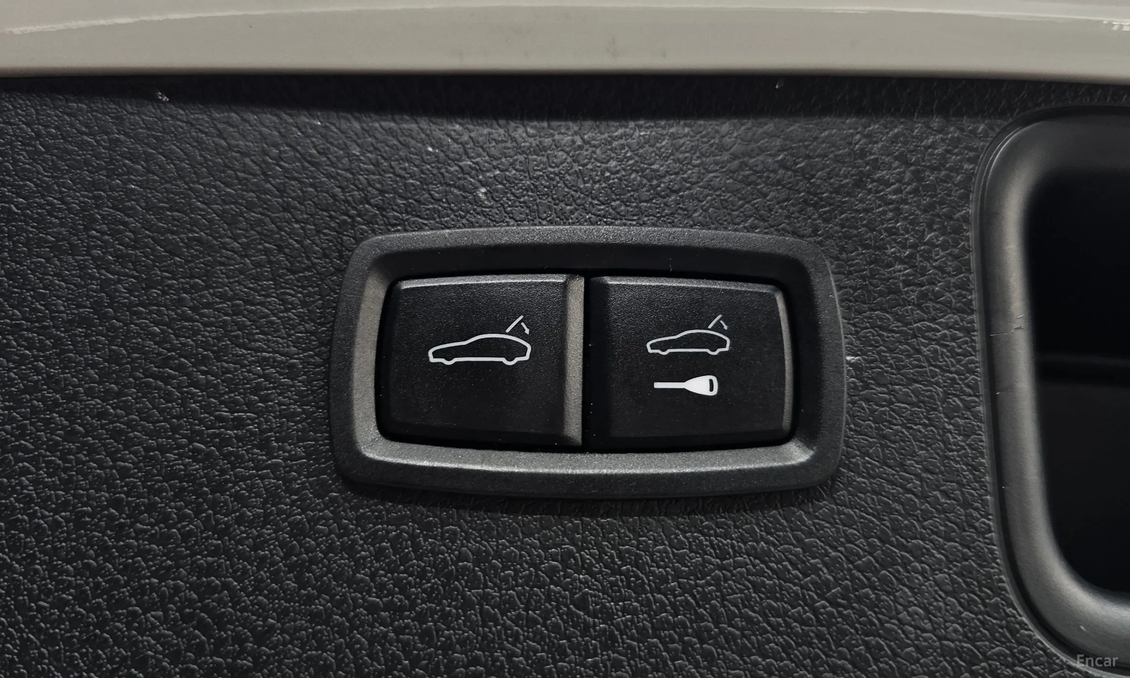 Porsche Macan превью 16