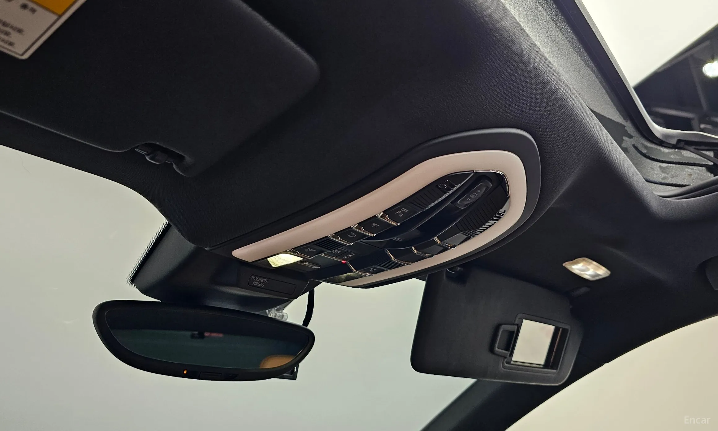 Porsche Macan превью 19