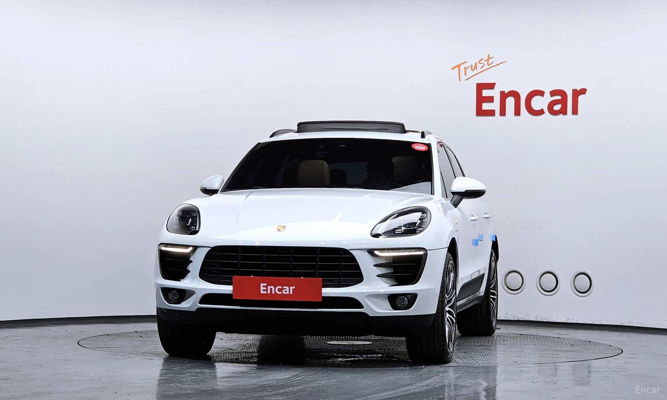 Porsche Macan превью 3