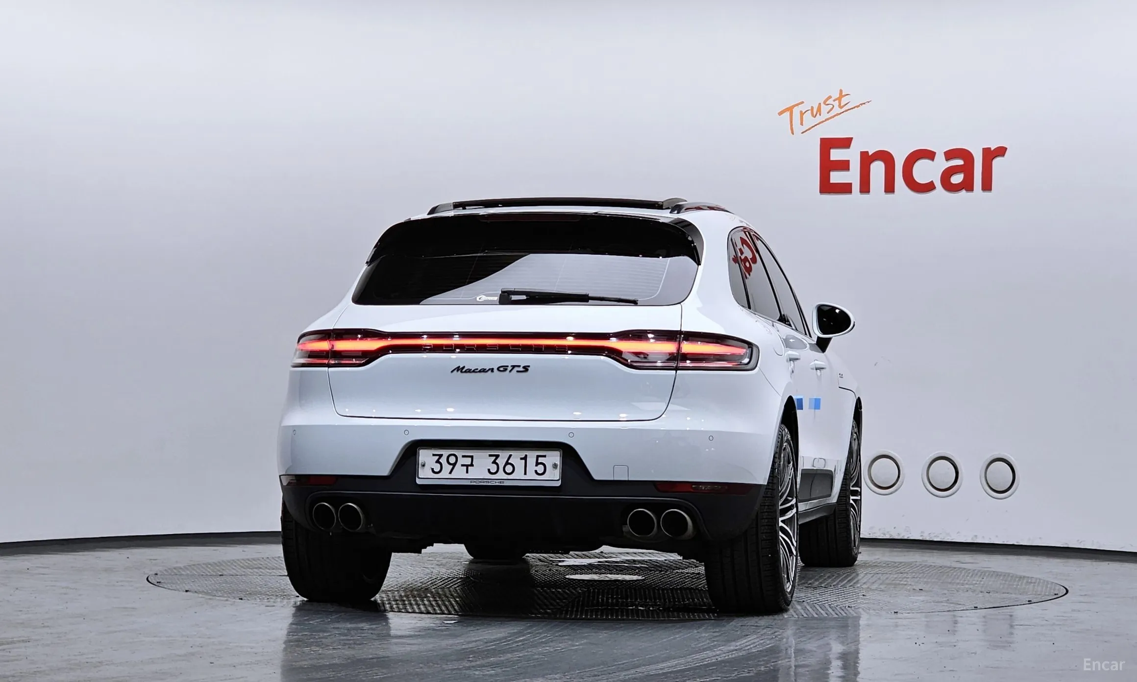 Porsche Macan превью 4