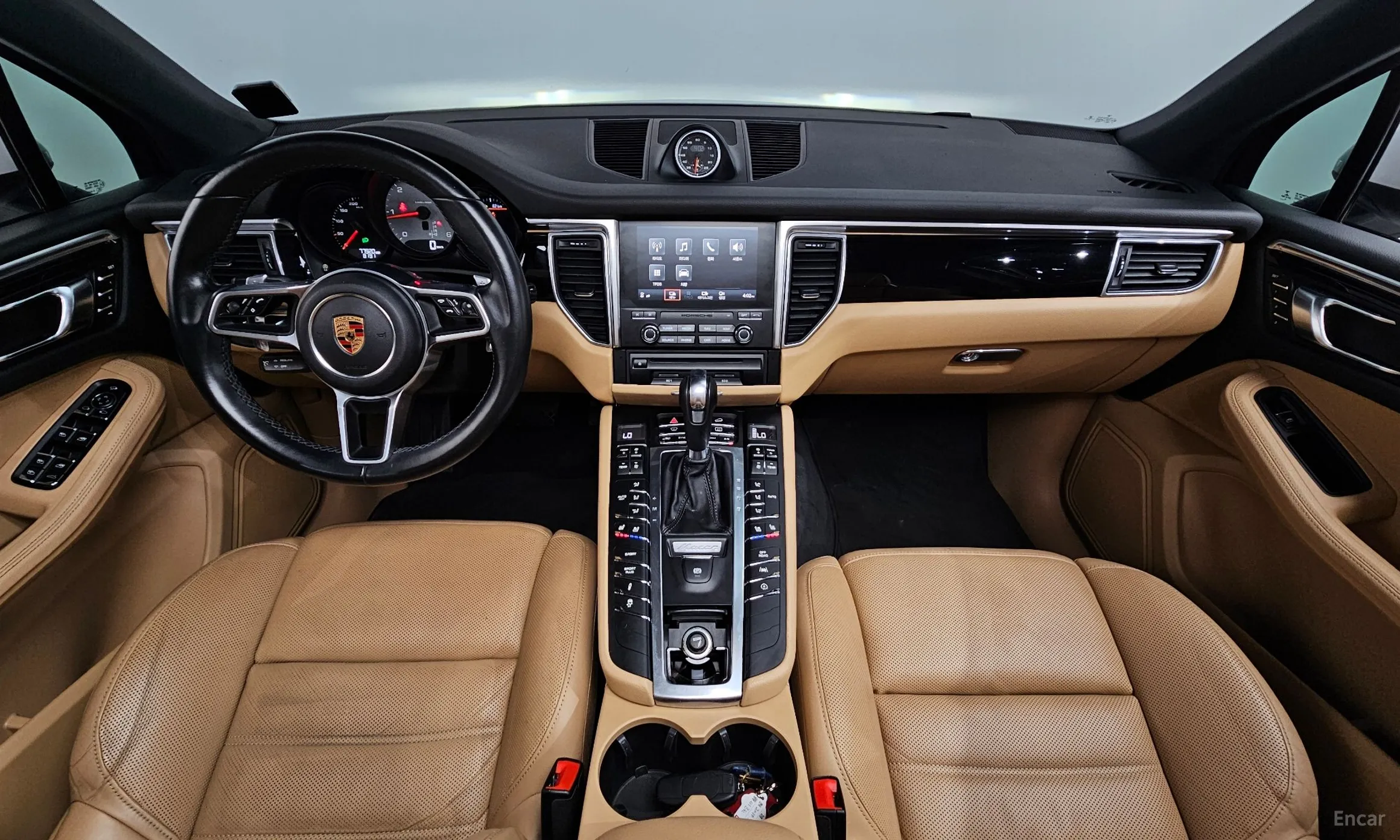 Porsche Macan превью 7