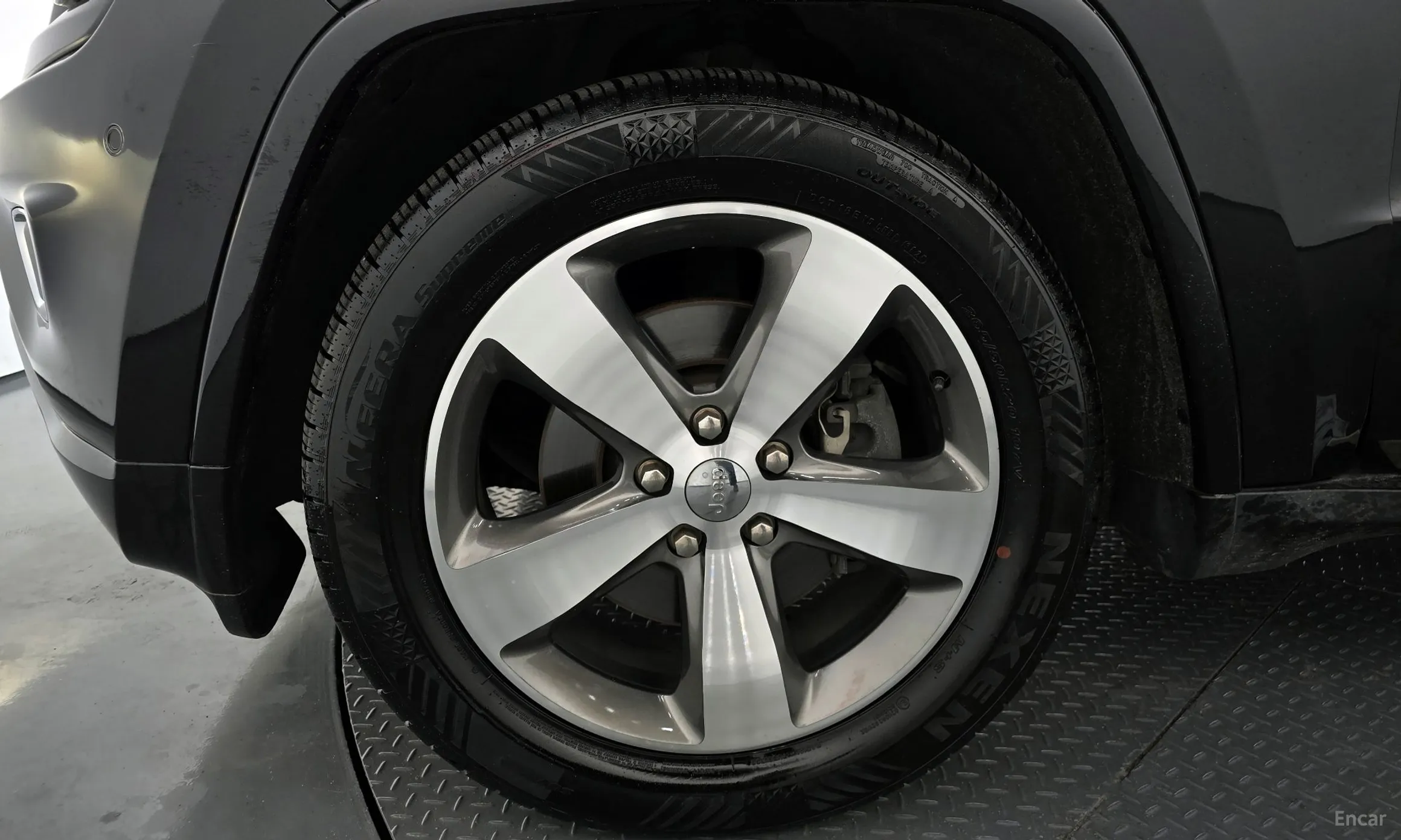 Jeep Grand Cherokee превью 5