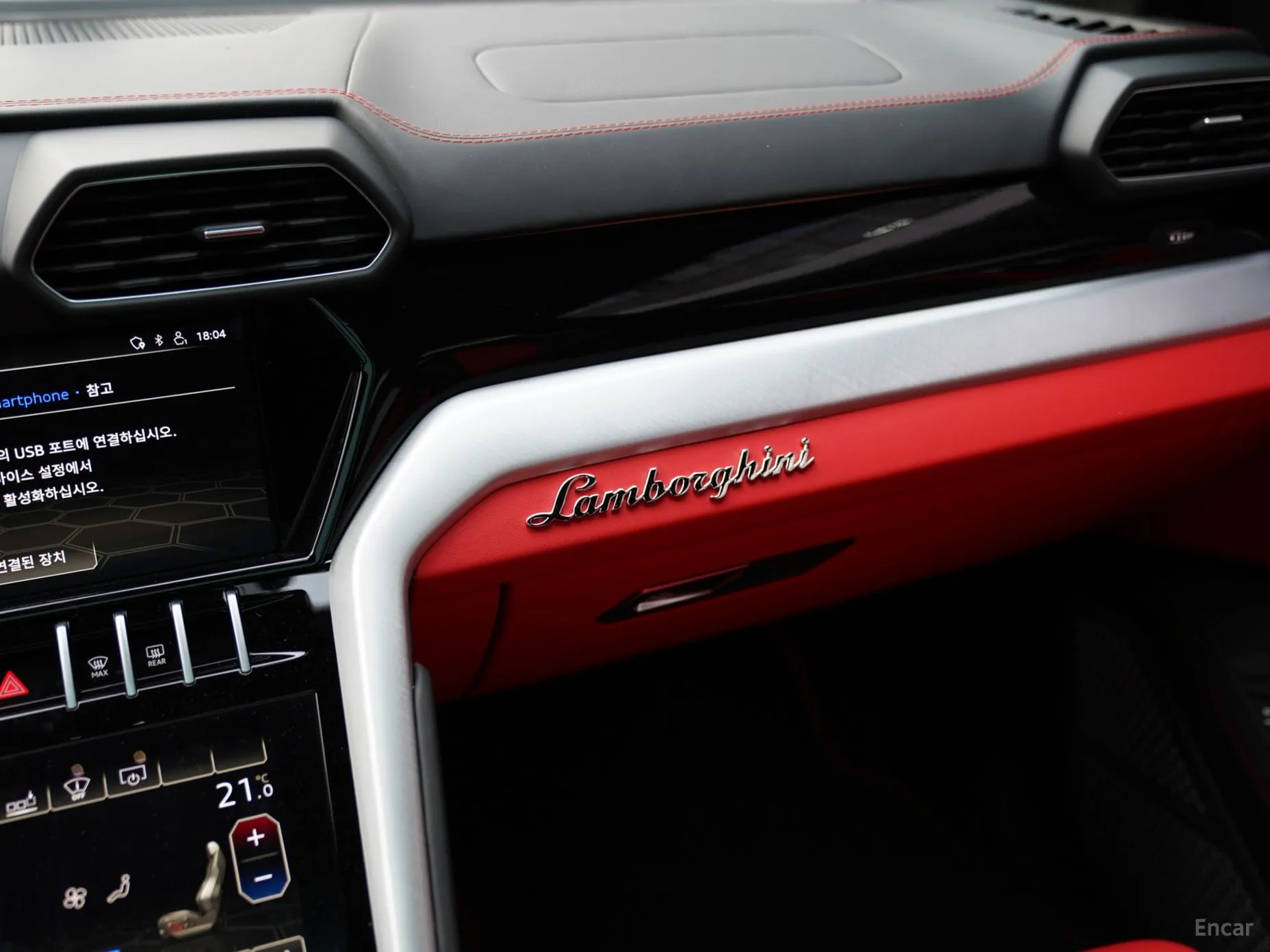 Lamborghini Urus превью 16