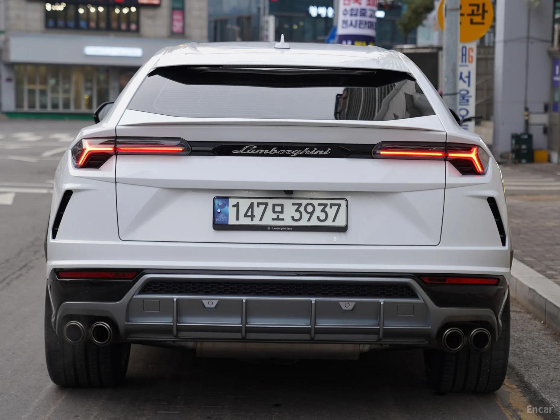 Lamborghini Urus превью 5