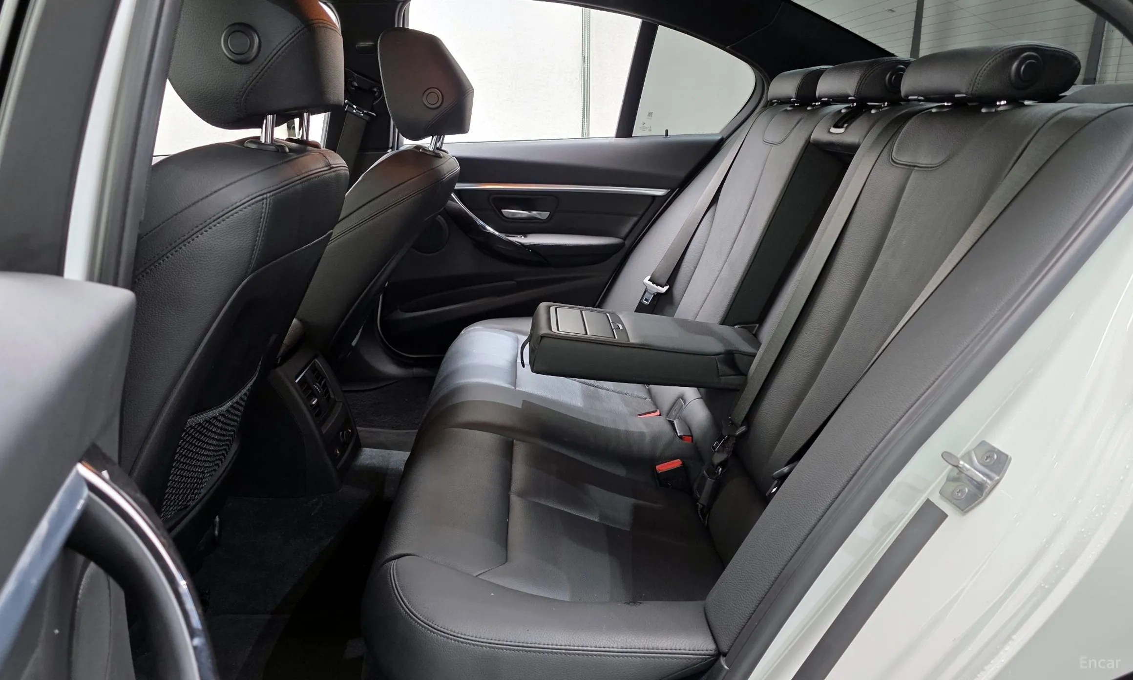 BMW 3 Series (F30) превью 12