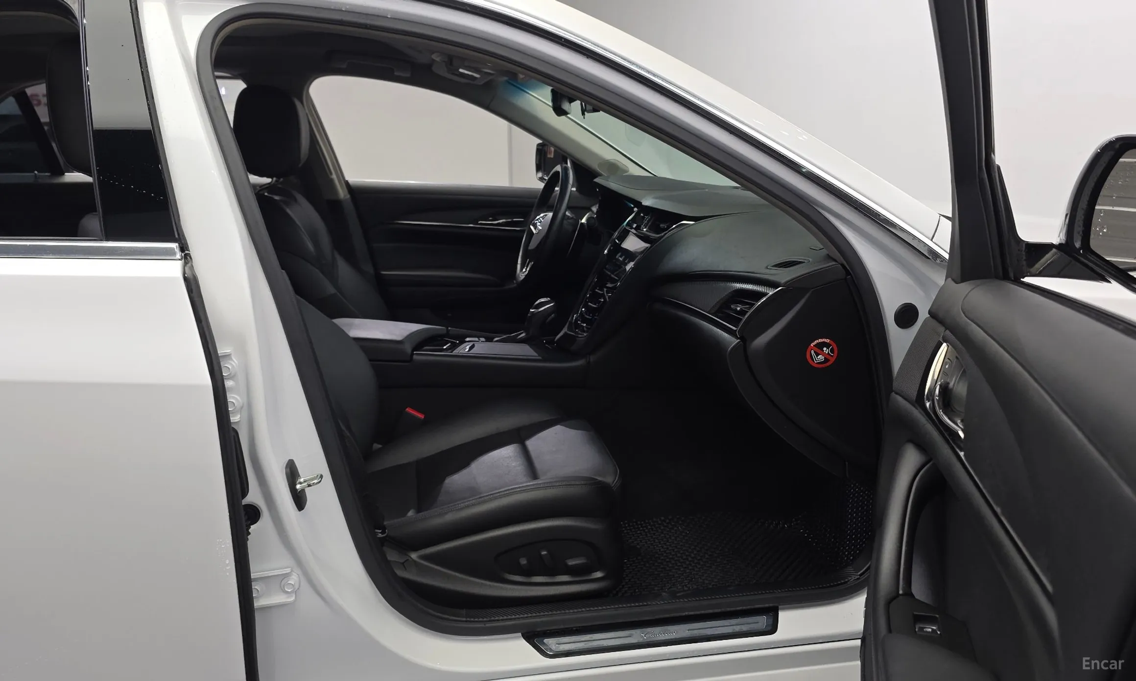 Cadillac CTS Gen 3 превью 12
