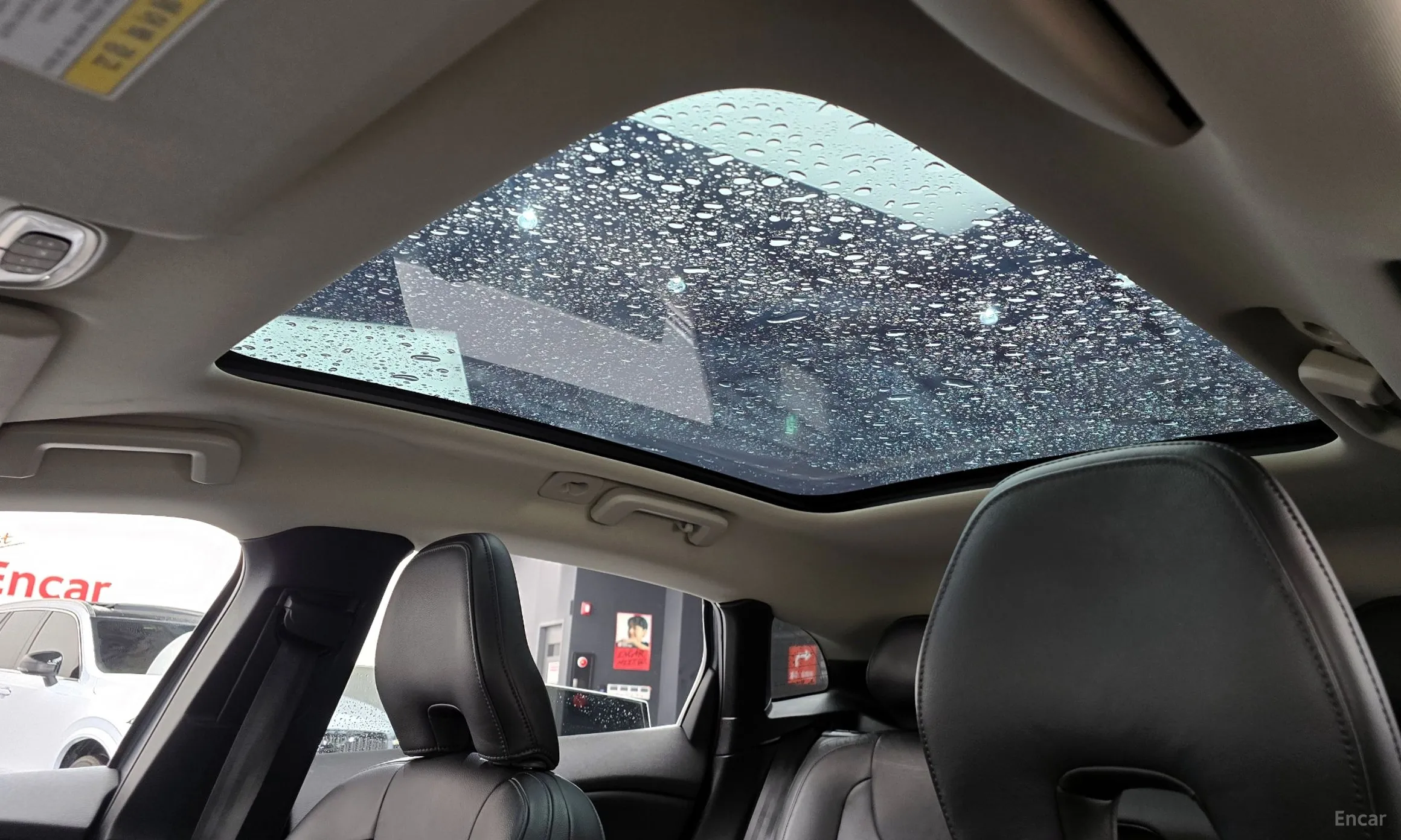 Volvo V40 превью 16