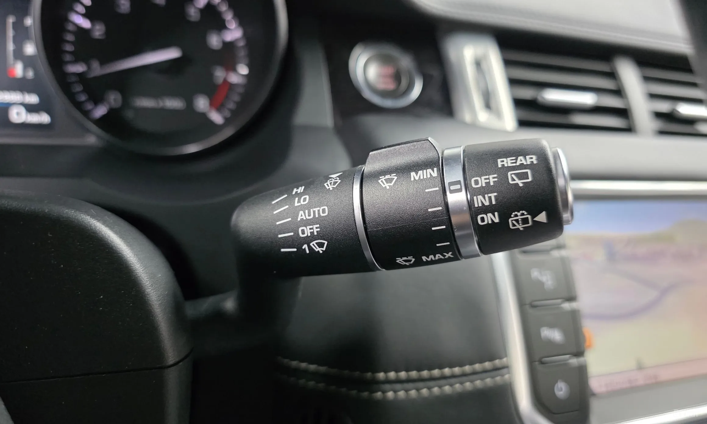 Land Rover Range Rover Evoque превью 18
