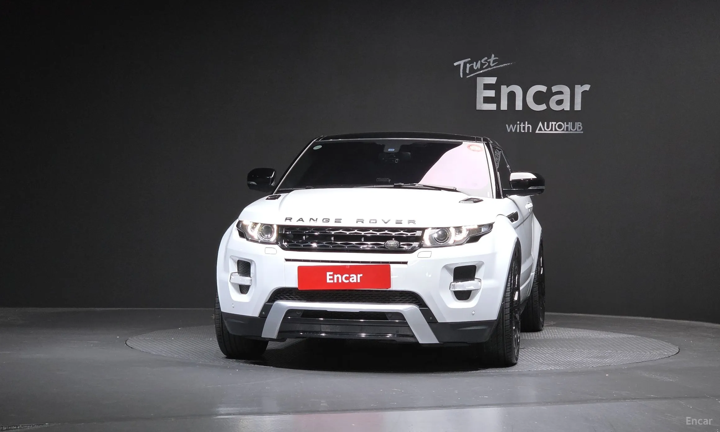 Land Rover Range Rover Evoque превью 3