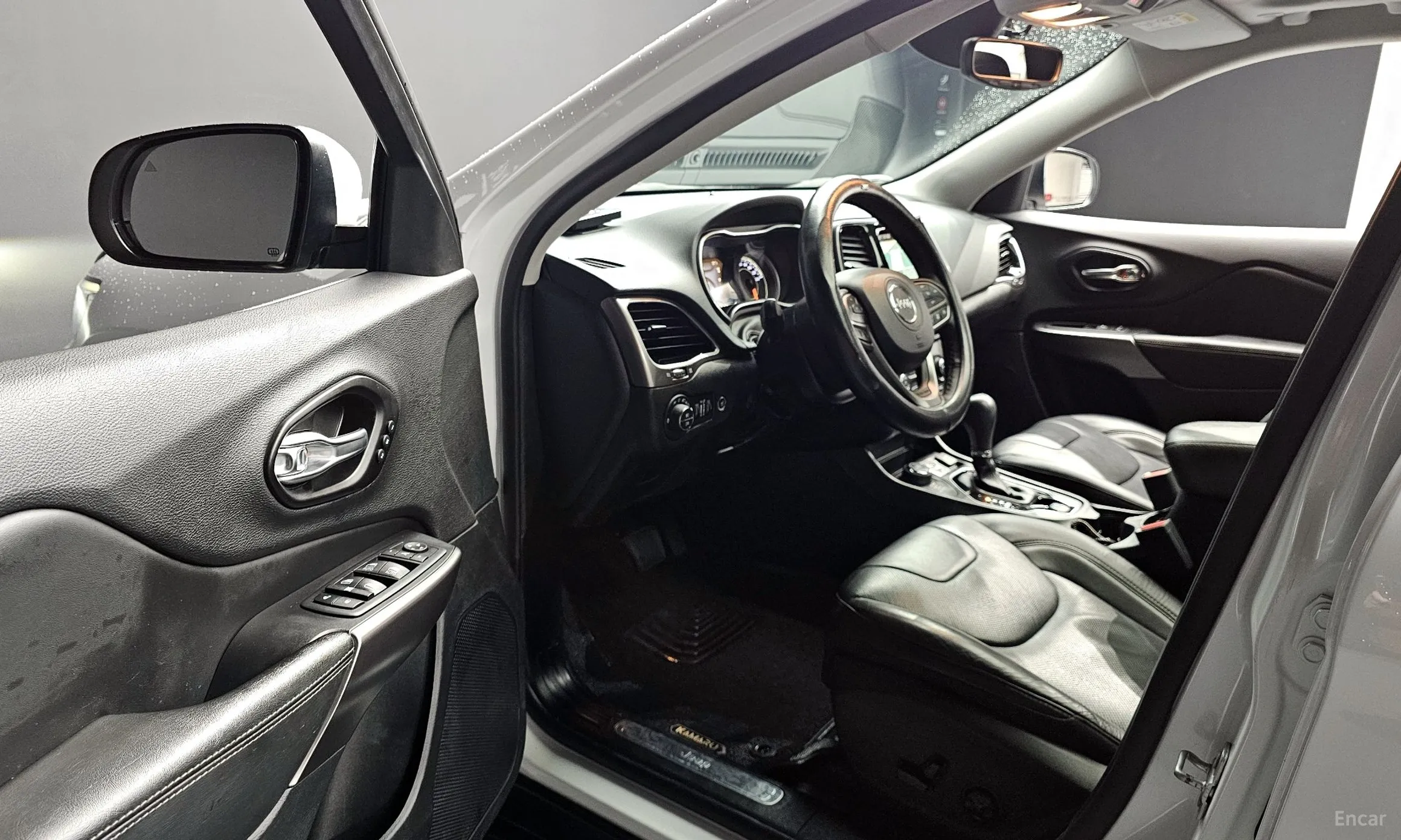 Jeep Cherokee (KL) превью 10