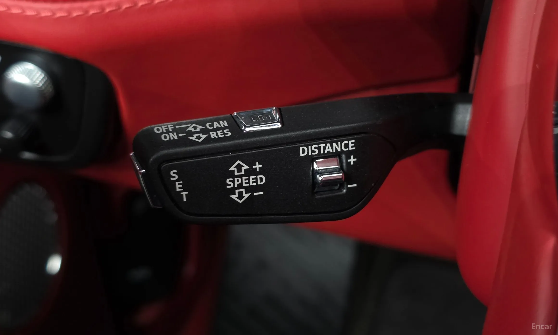 Bentley Bentayga превью 18