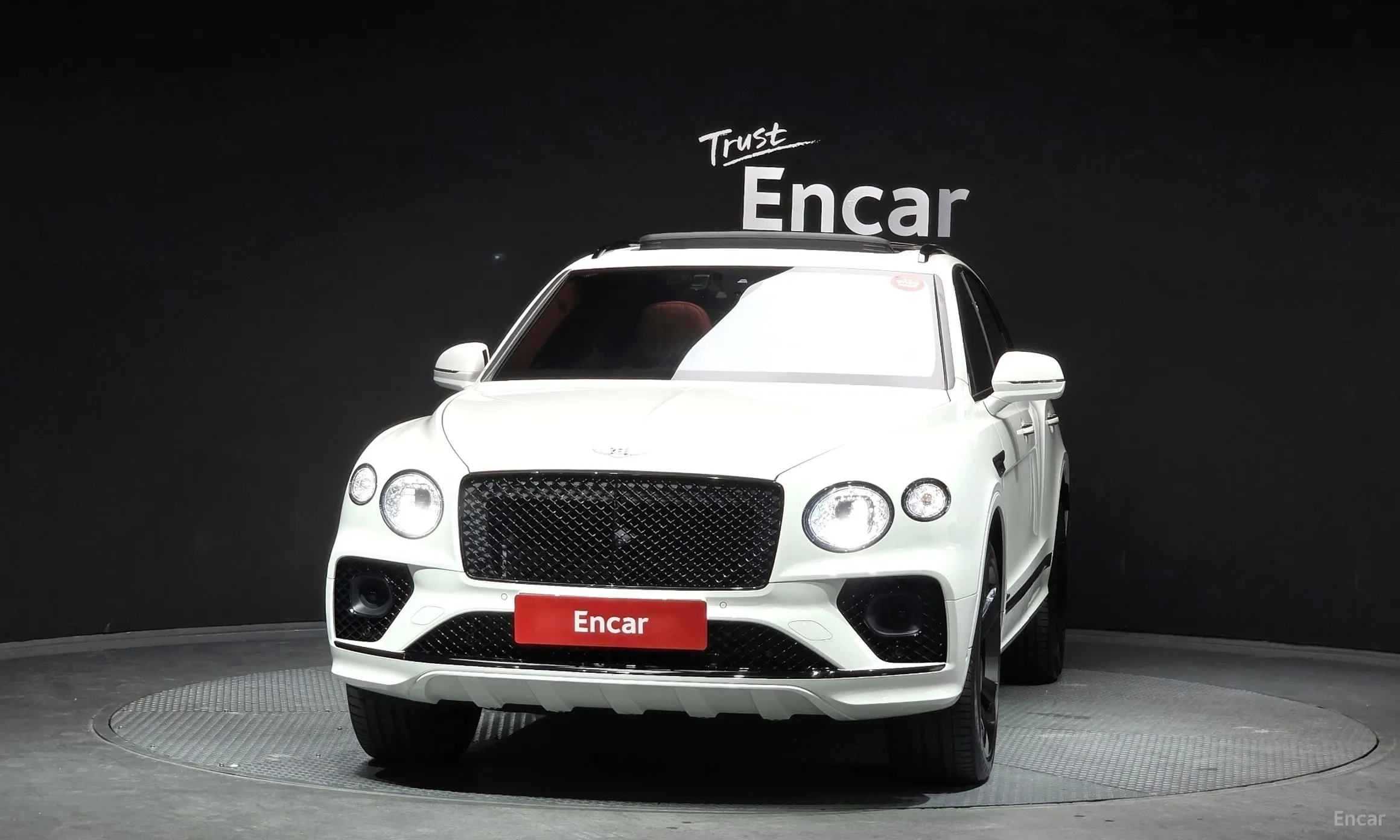 Bentley Bentayga превью 3