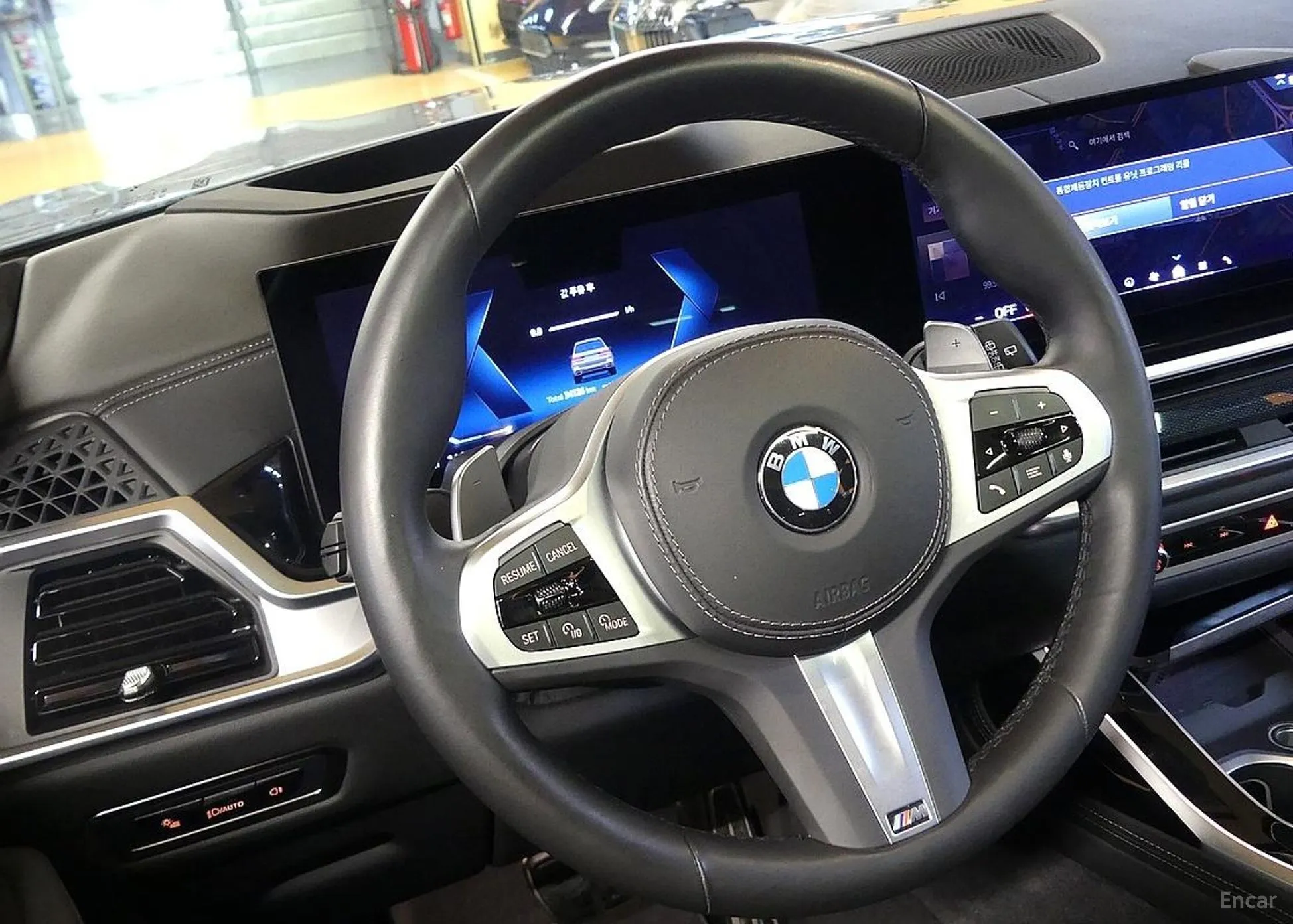 BMW X7 (G07) превью 12