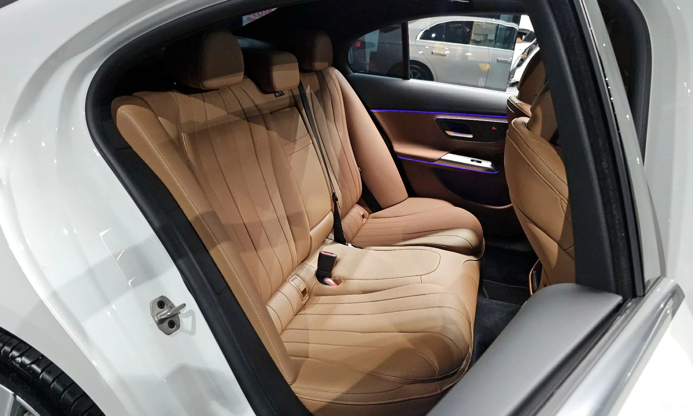 Mercedes Benz E-Class W214 превью 11
