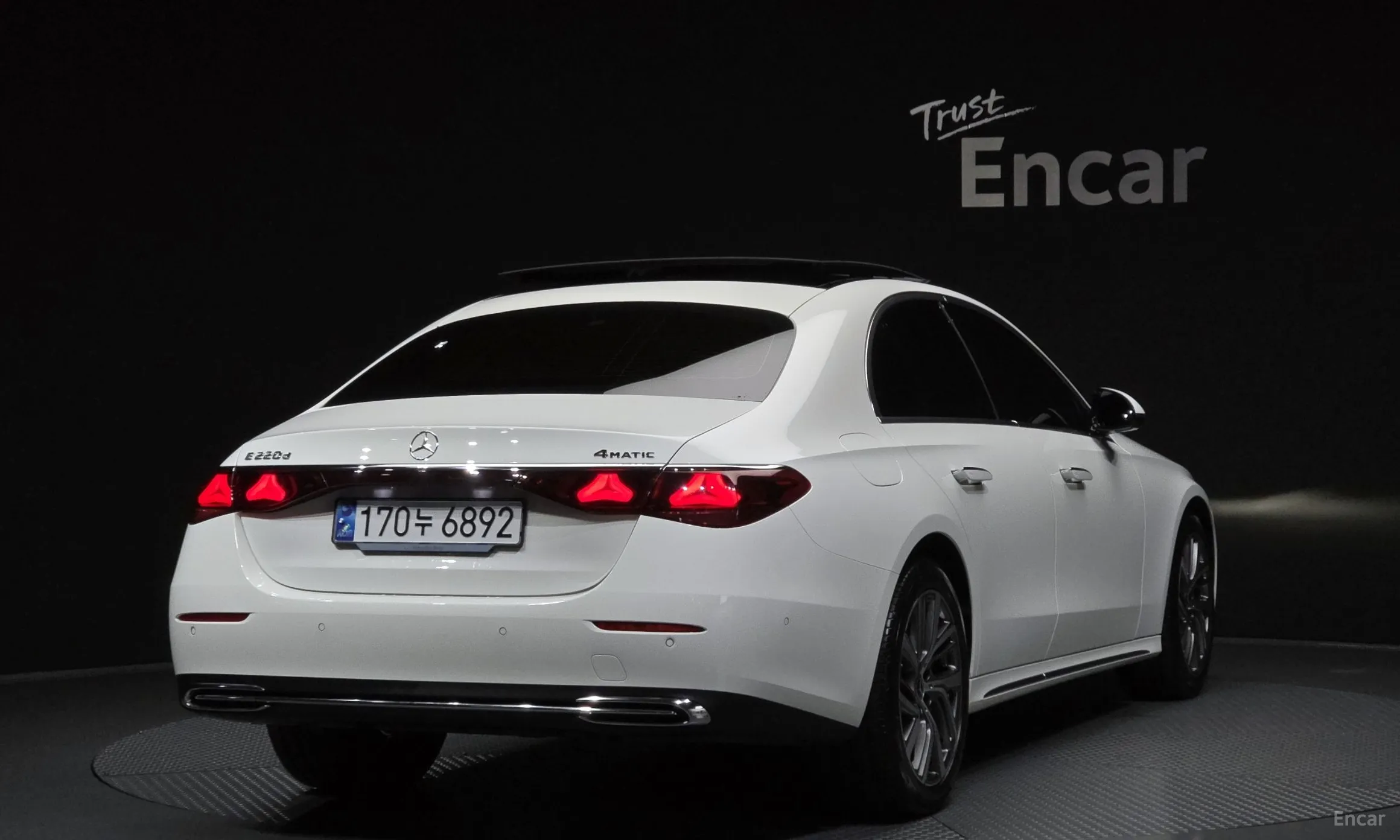Mercedes Benz E-Class W214