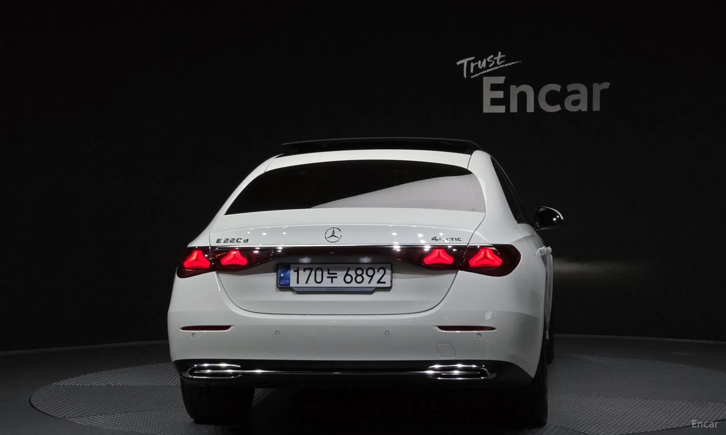 Mercedes Benz E-Class W214 превью 4