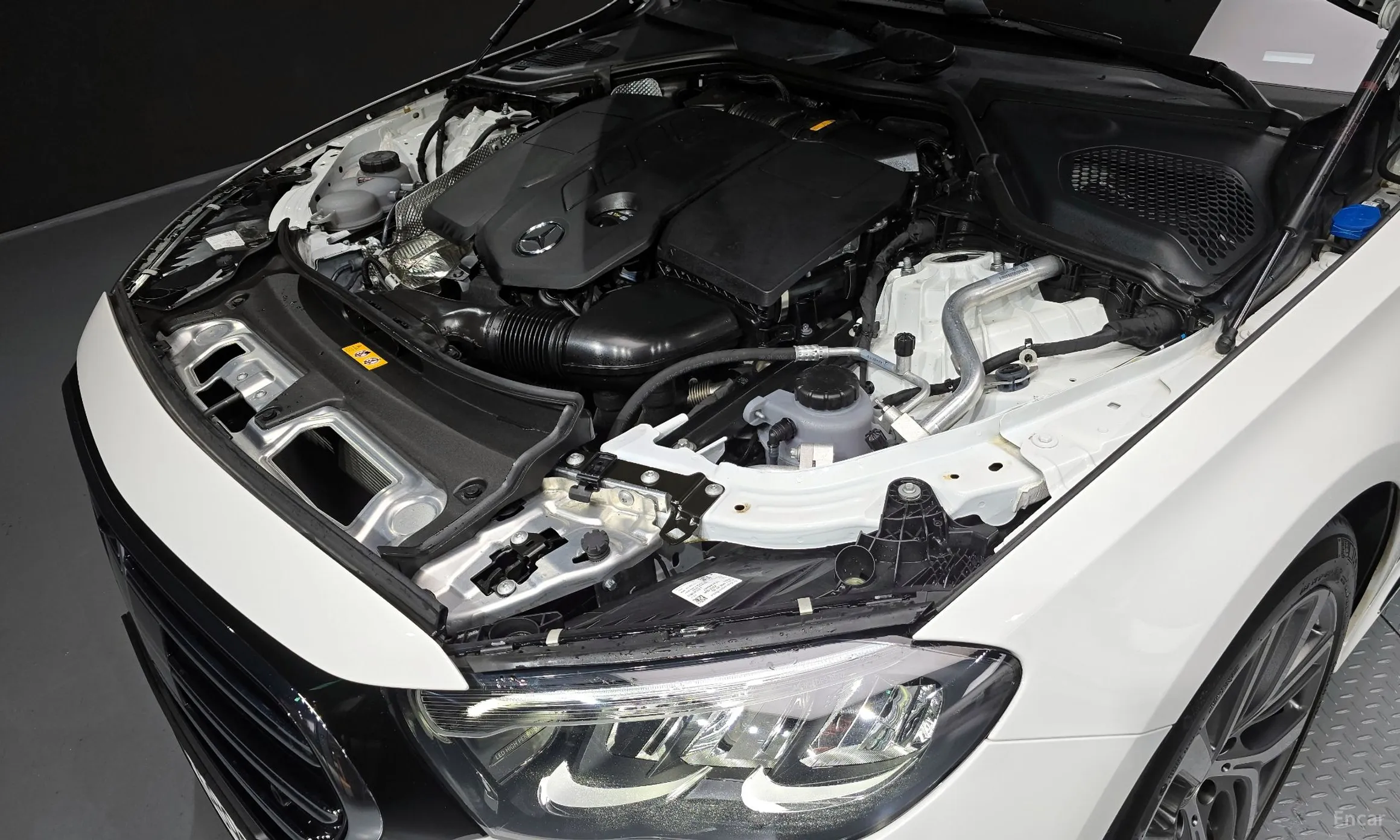 Mercedes Benz E-Class W214 превью 6