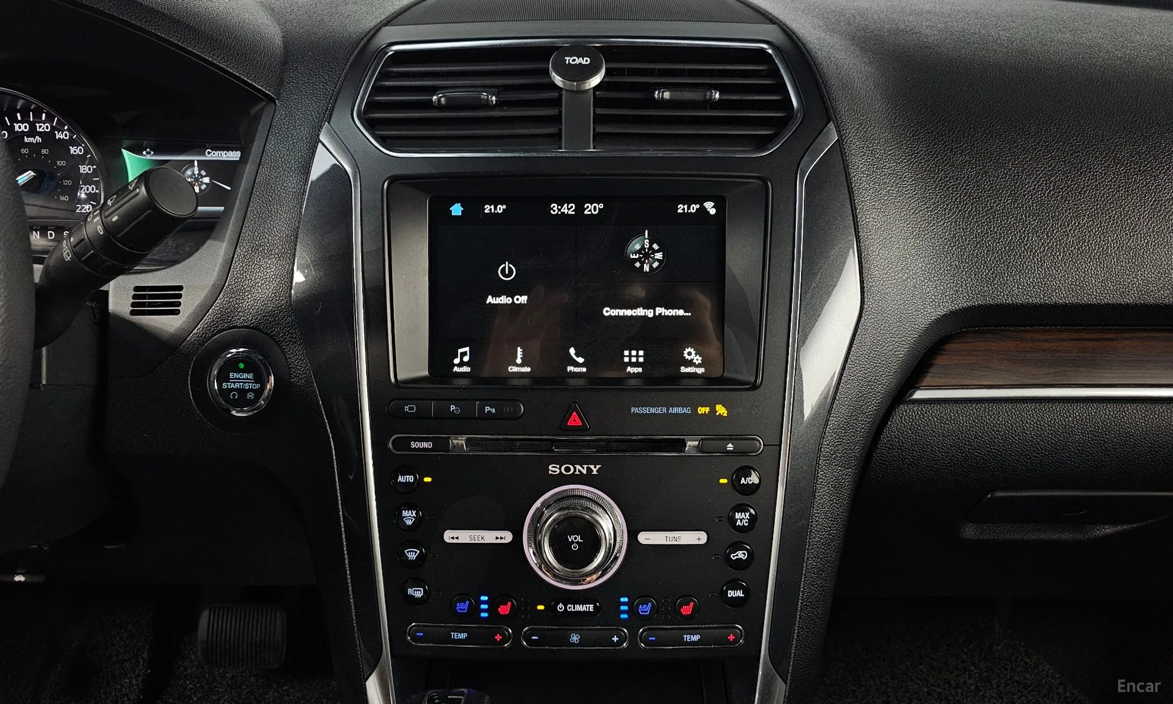 Ford Explorer превью 13