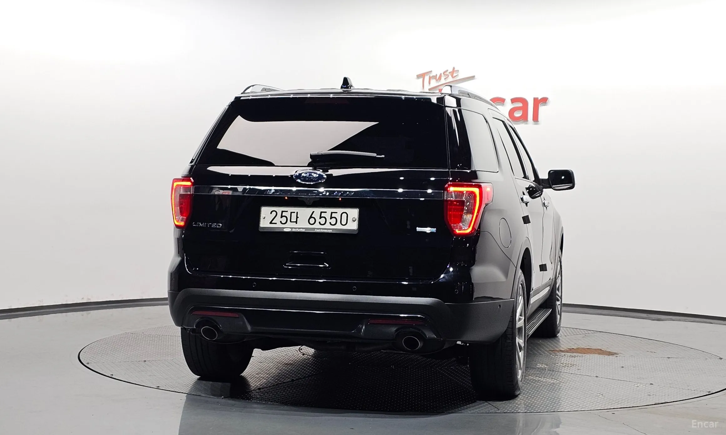 Ford Explorer превью 4