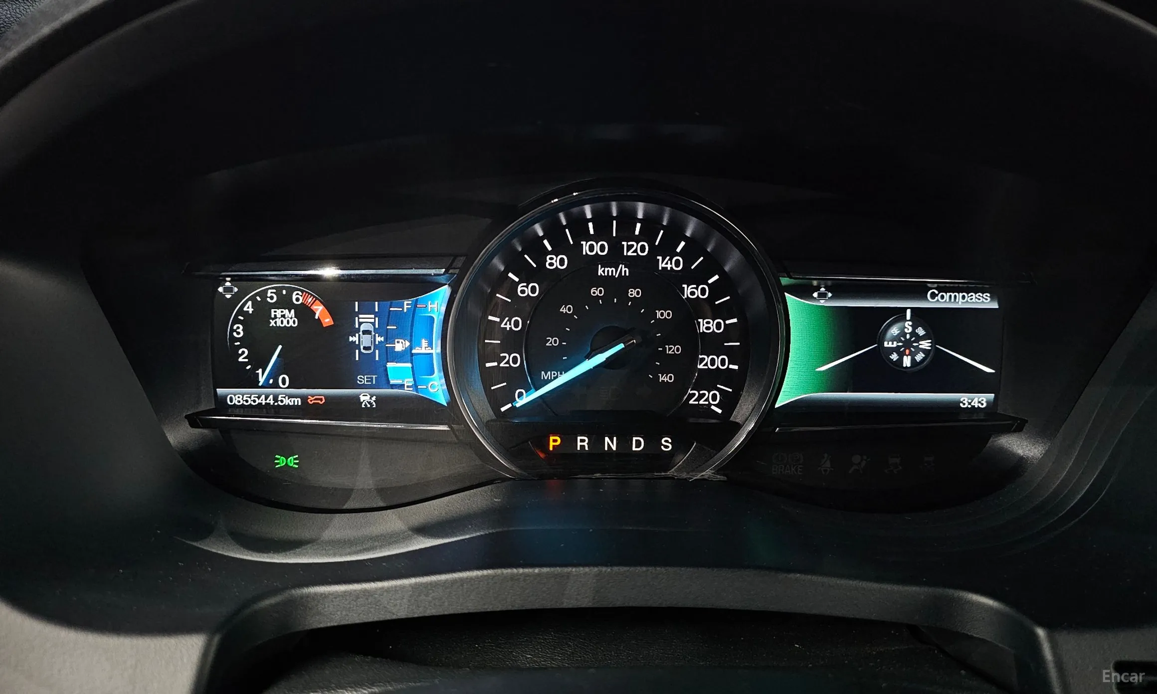 Ford Explorer превью 8