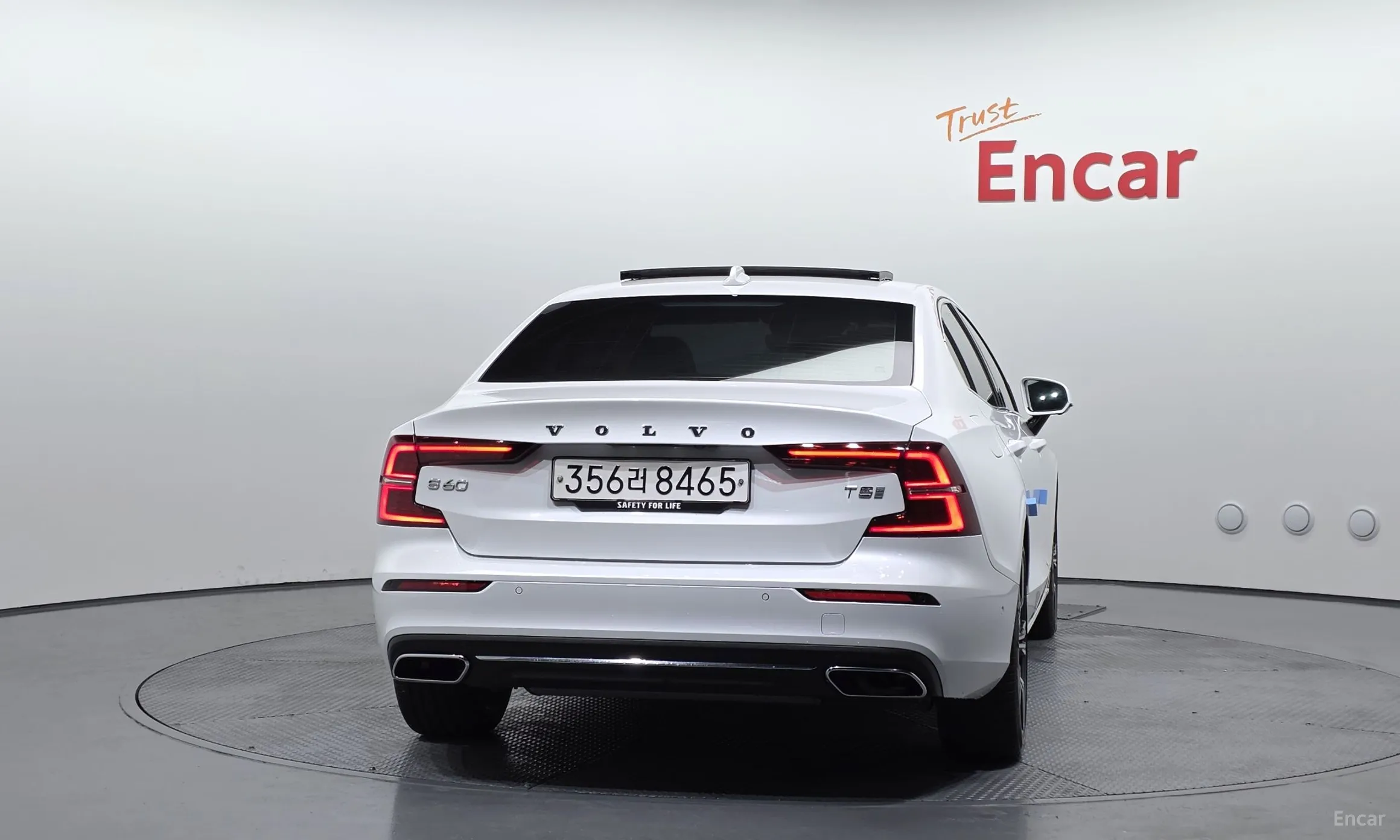 Volvo S60 3rd Generation превью 4