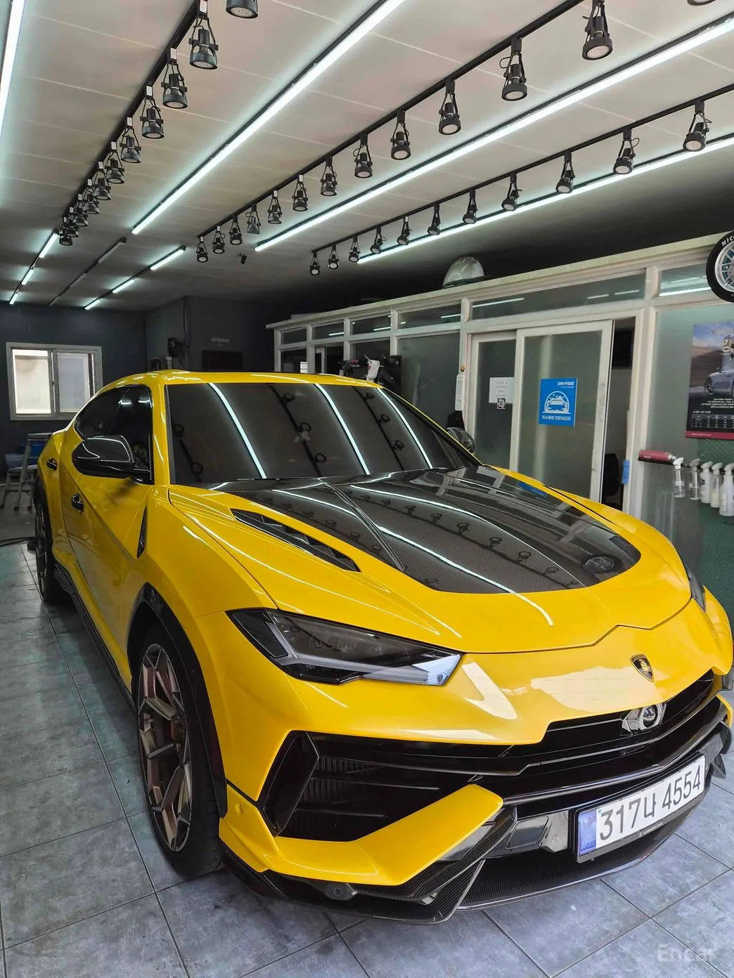 Lamborghini Urus превью 5