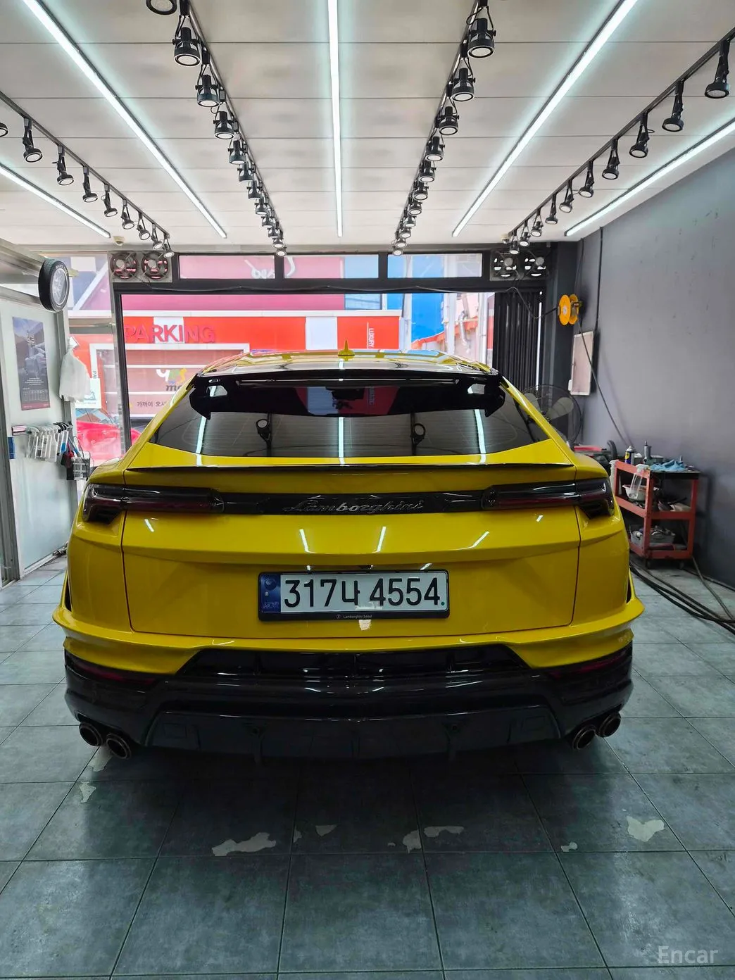 Lamborghini Urus превью 6