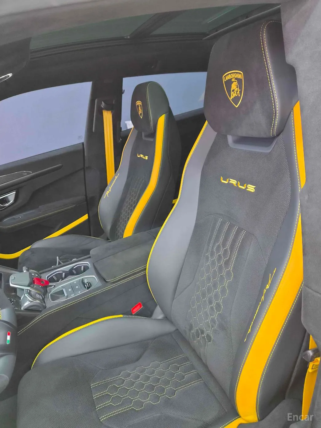Lamborghini Urus превью 9