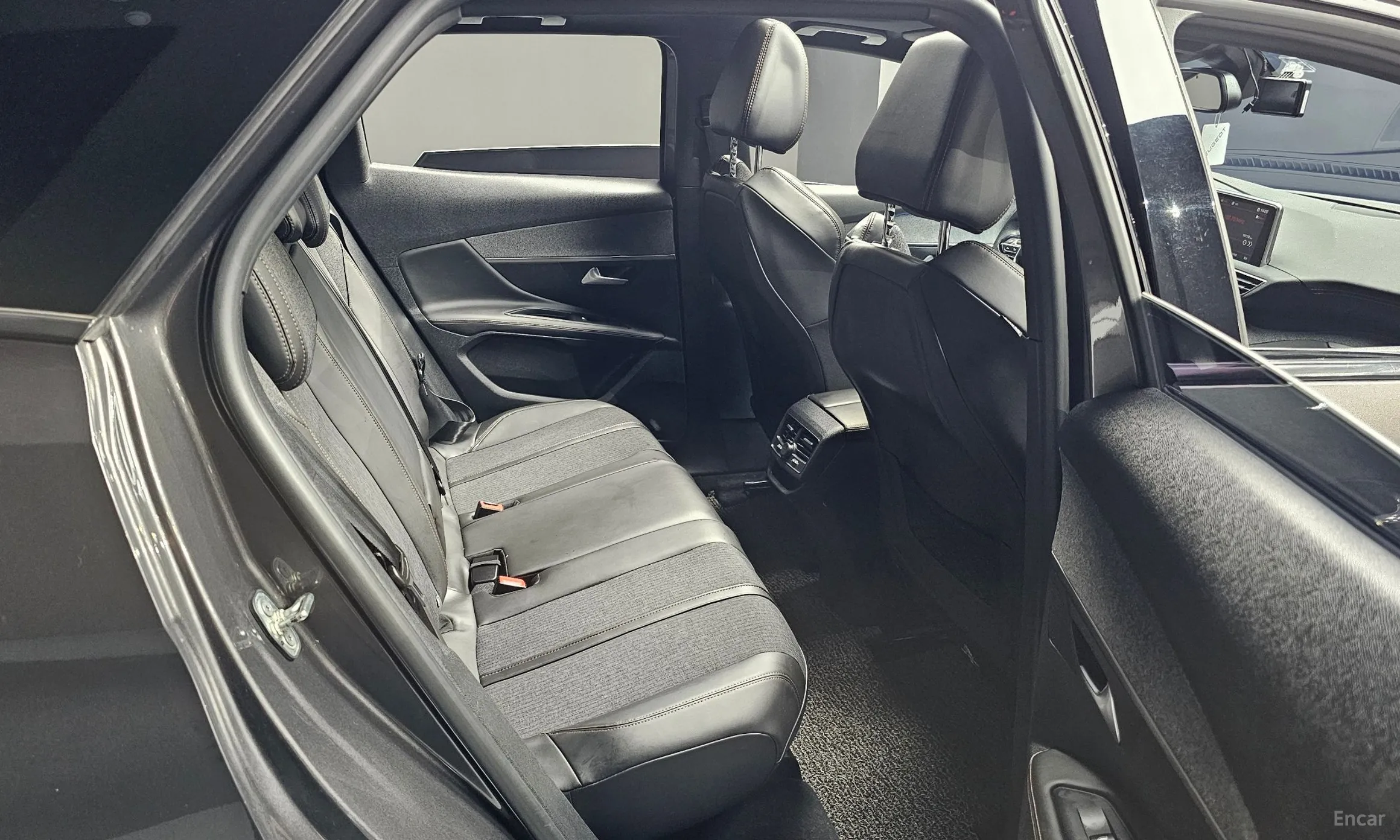 Peugeot 3008 2nd generation превью 12
