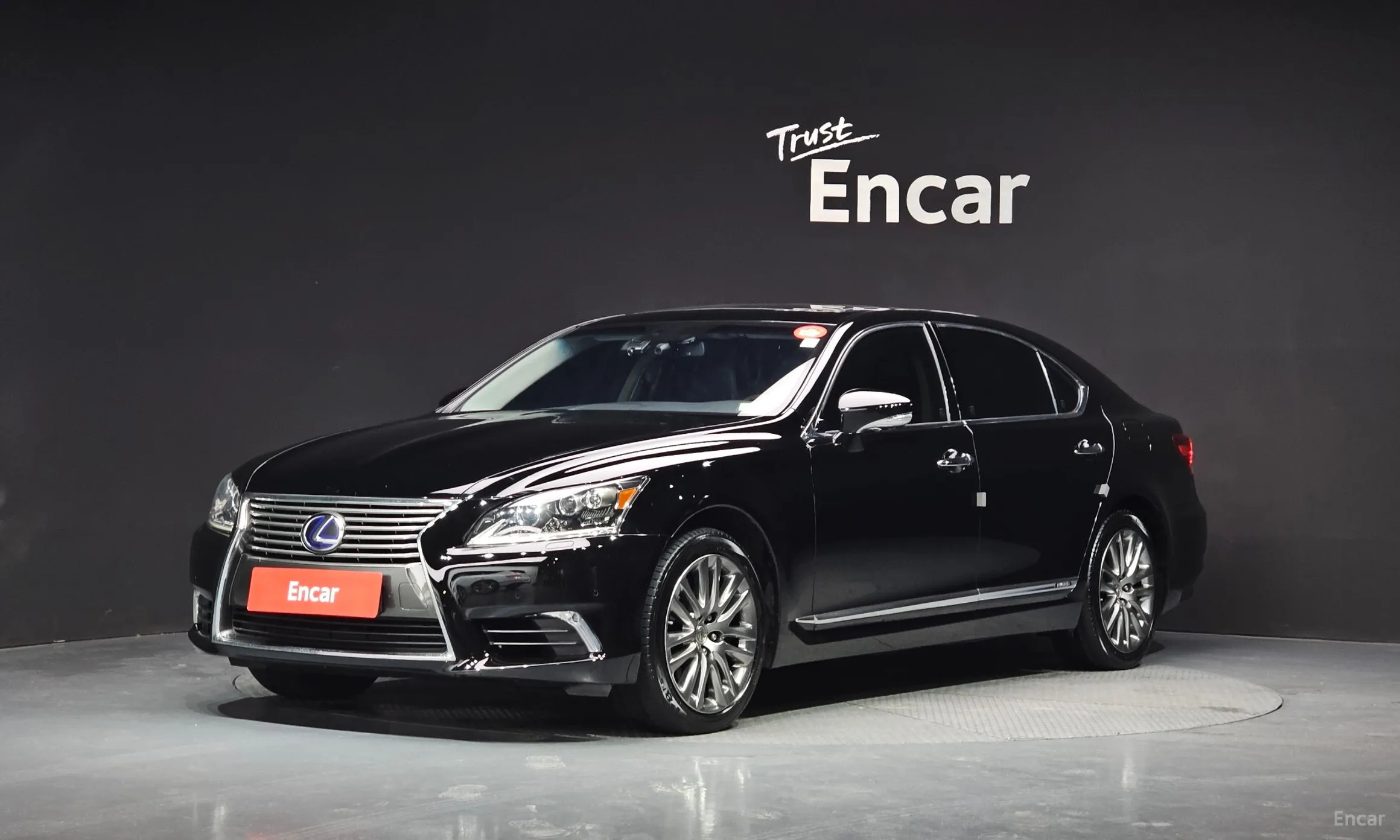 Lexus LS600hL