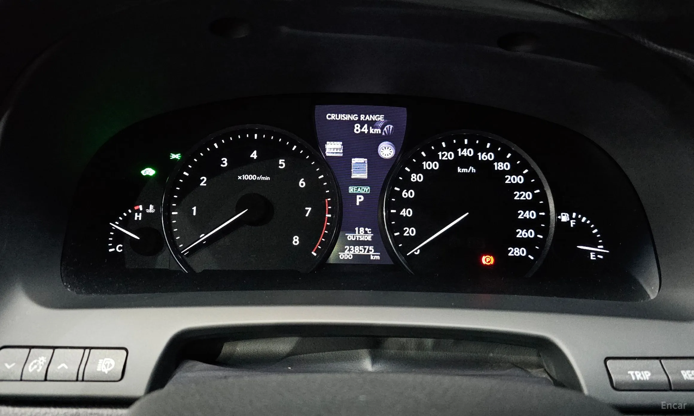 Lexus LS600hL превью 8