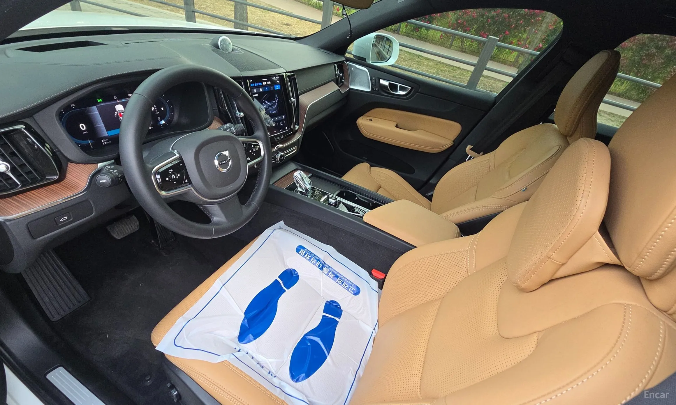 Volvo XC60 Gen 2 превью 10