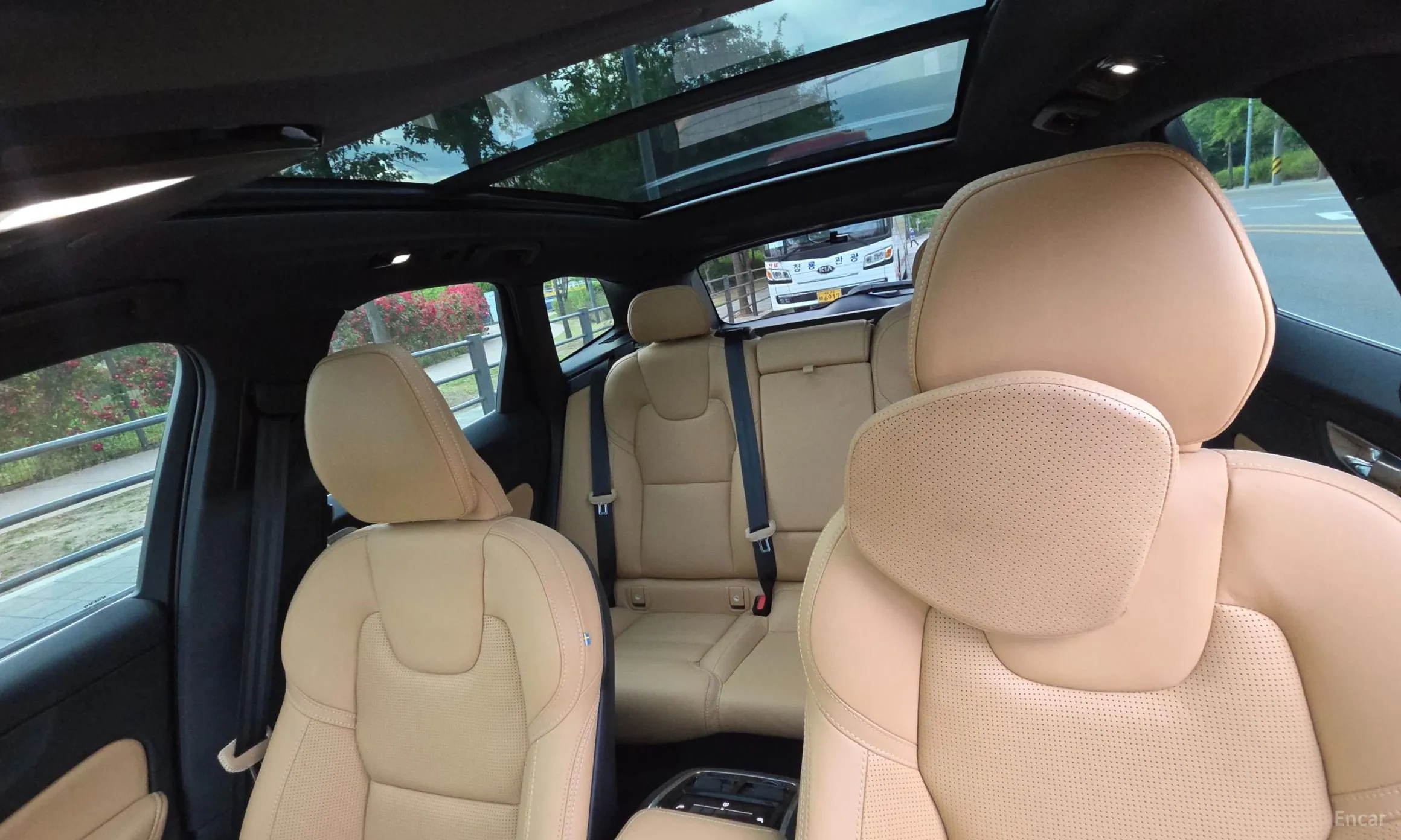 Volvo XC60 Gen 2 превью 14