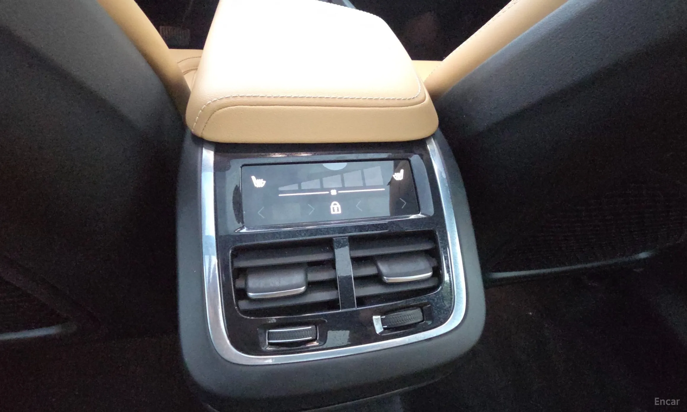 Volvo XC60 Gen 2 превью 15