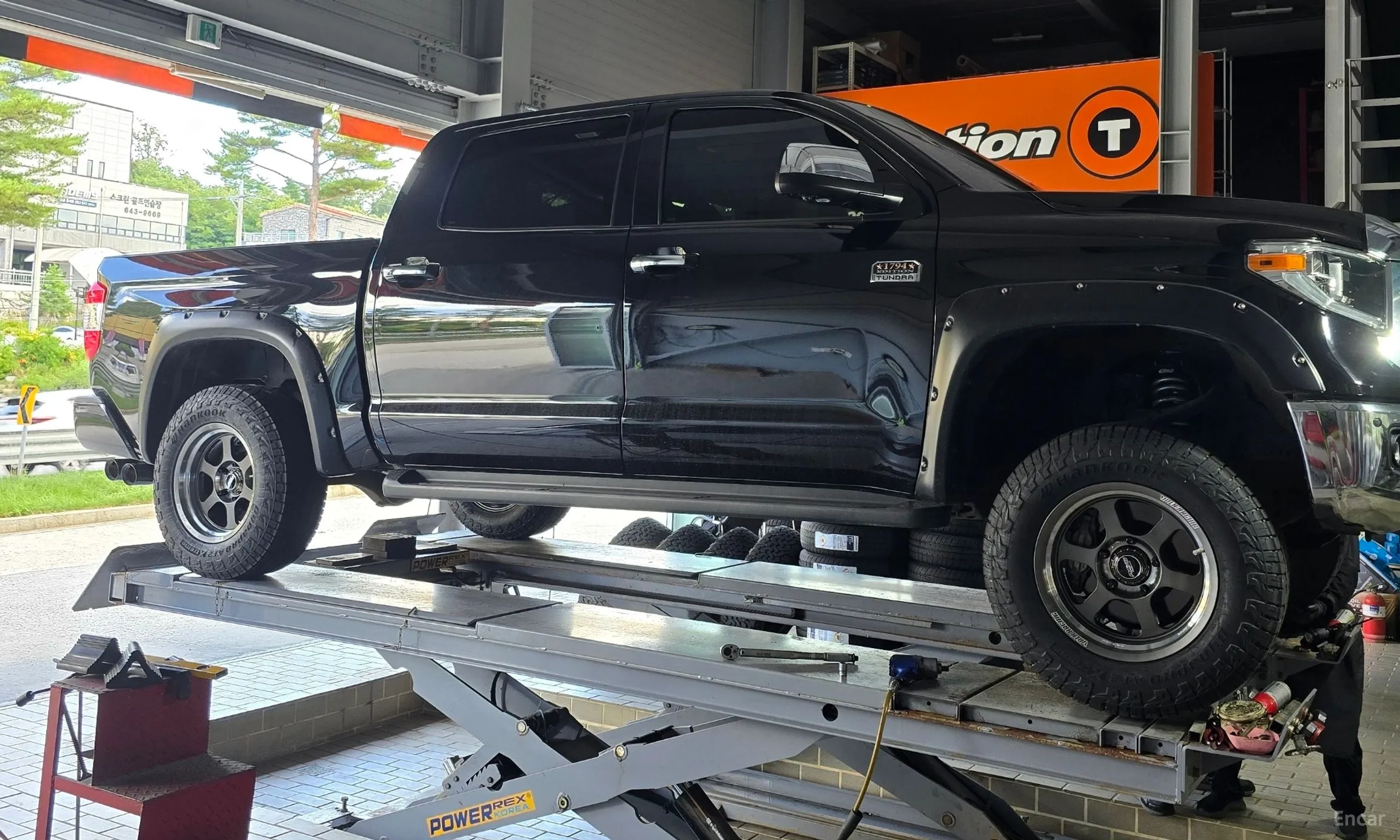 Toyota tundra превью 15